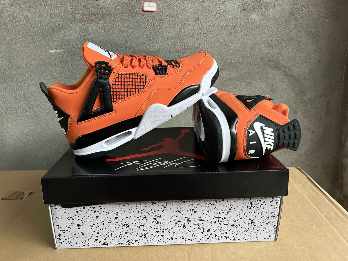 Air Jordan 4