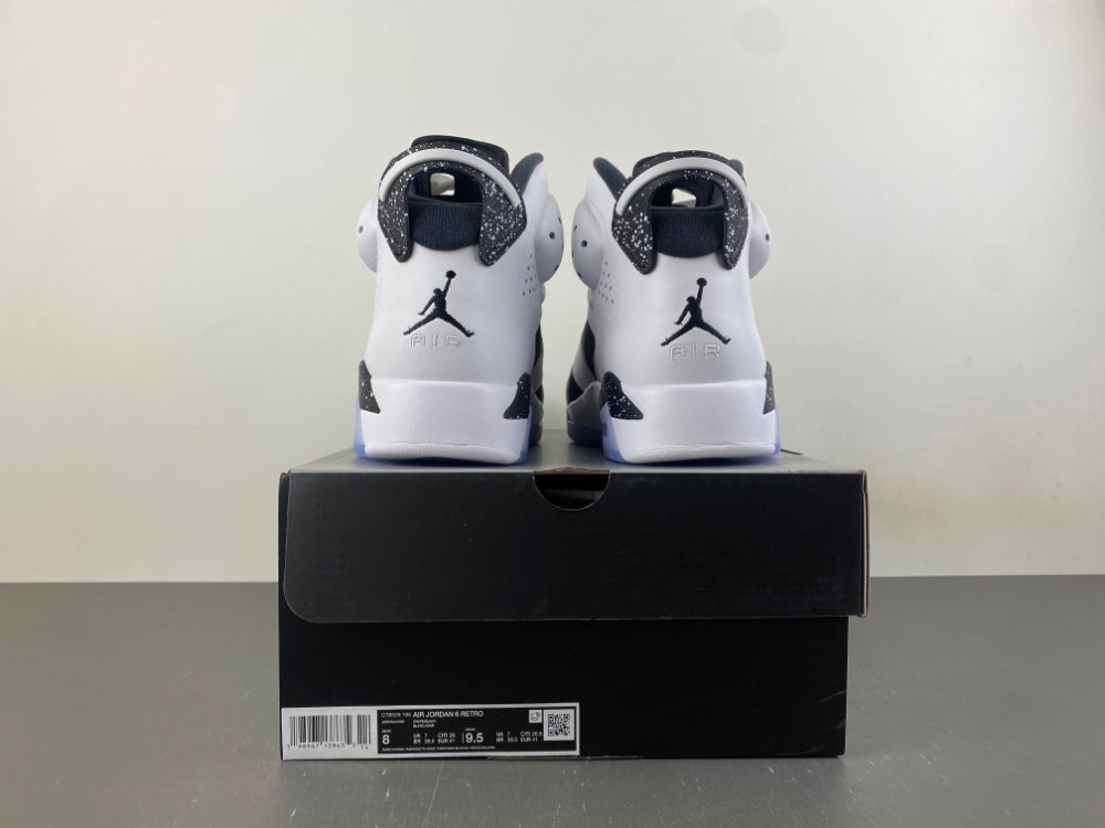 Air Jordan 6 Retro 'Oreo' 2026