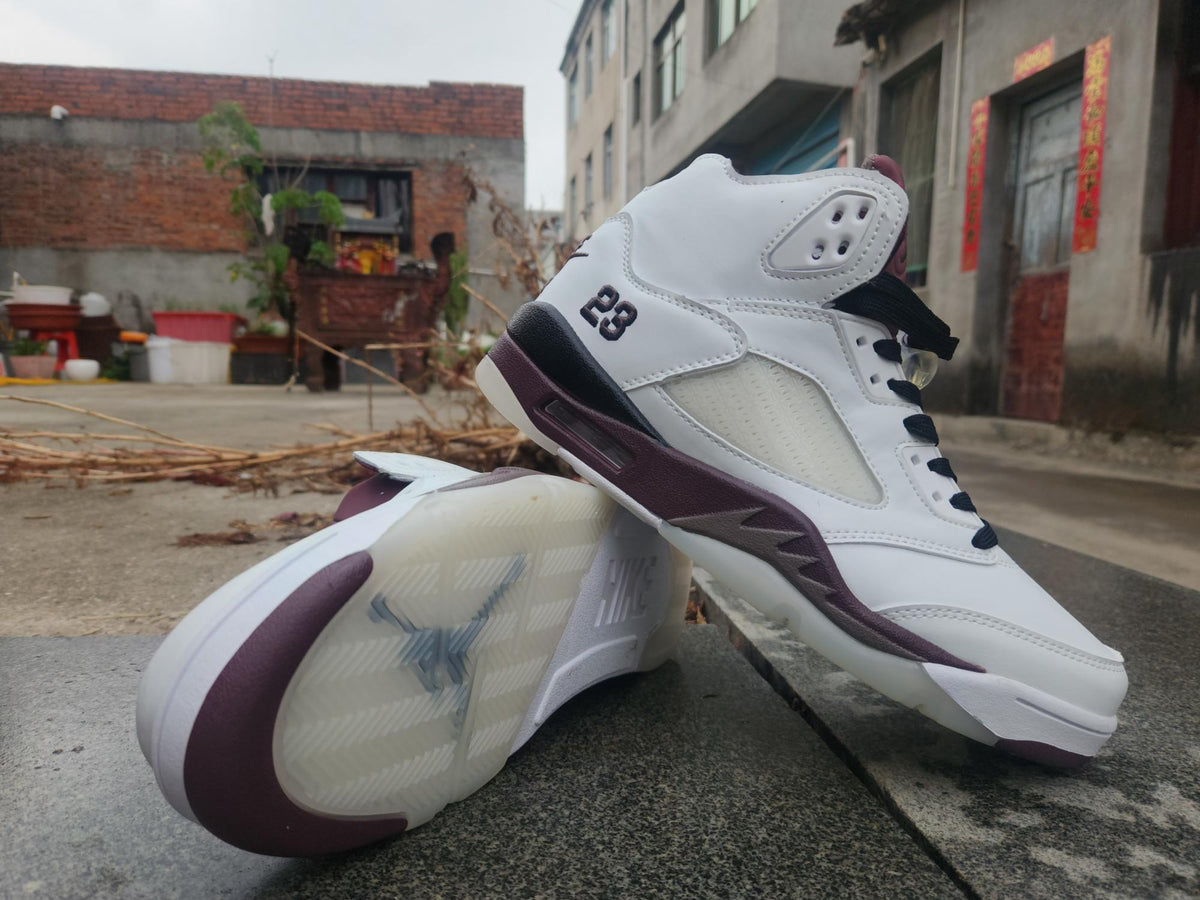 A Ma Maniere x Air Jordan 5 'Black Collective' – White