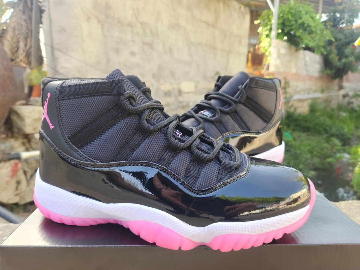 Air Jordan 11 Retro Black‑Rose Red
