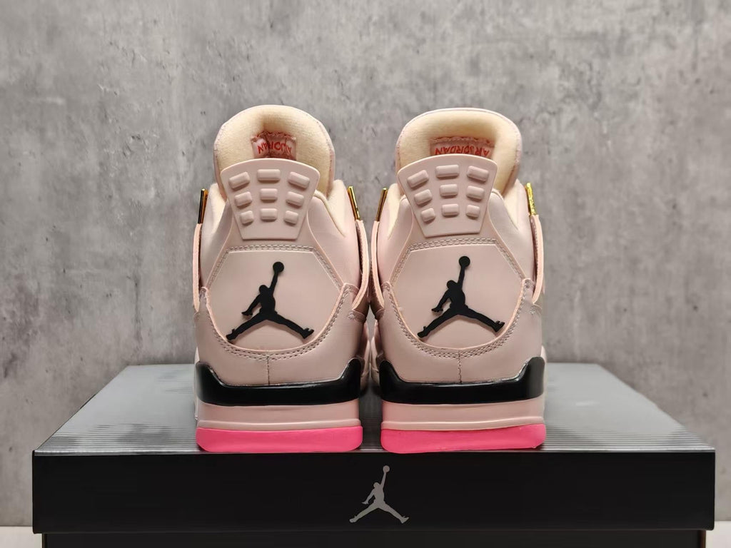 Air Jordan 4 – Beige/Pink