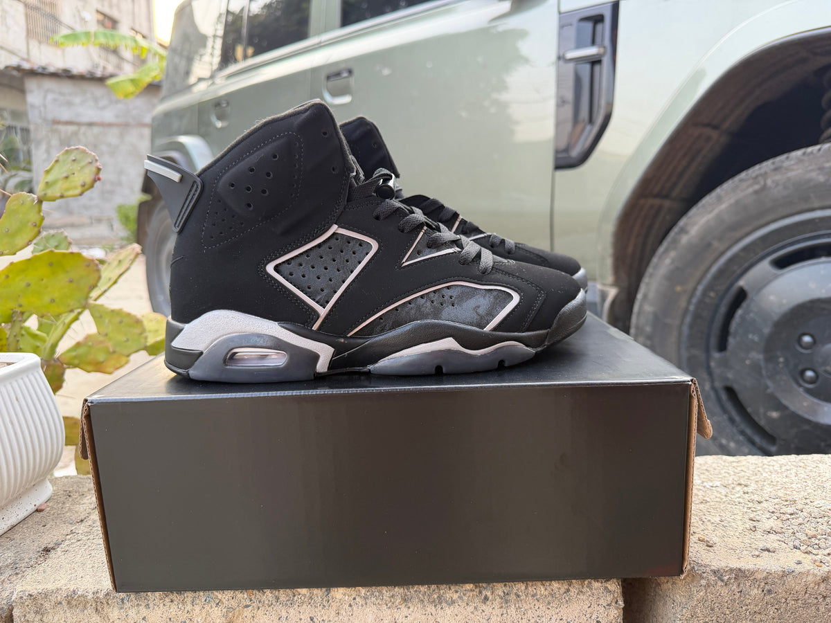 Air Jordan 6 – Cap and Gown