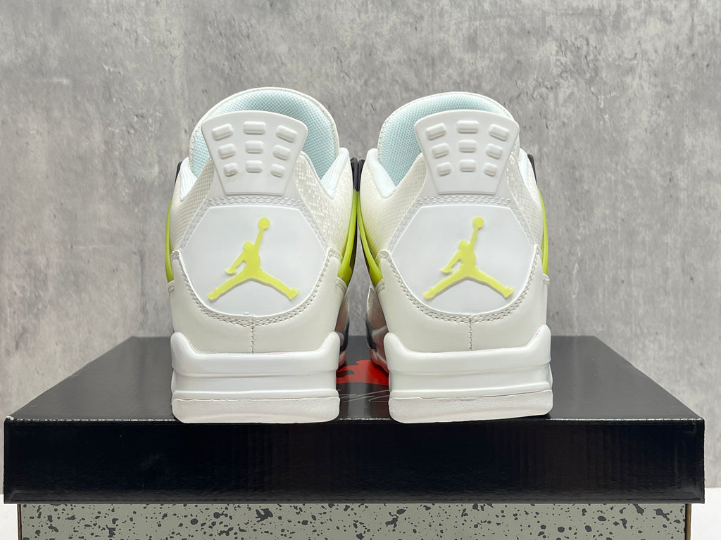 Air Jordan 4 Retro 'Oxidized Green'