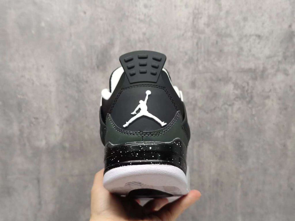 Air Jordan 4 Retro – "Fear" (Fear Pack)