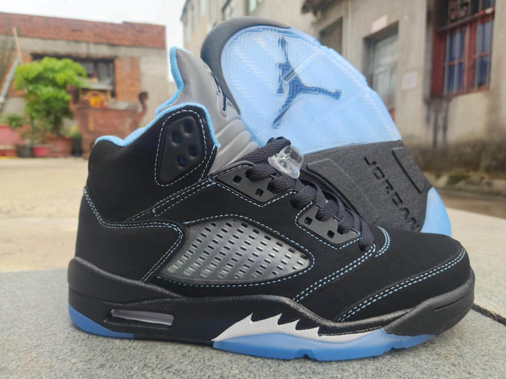 Air Jordan 5 – Black/University Blue