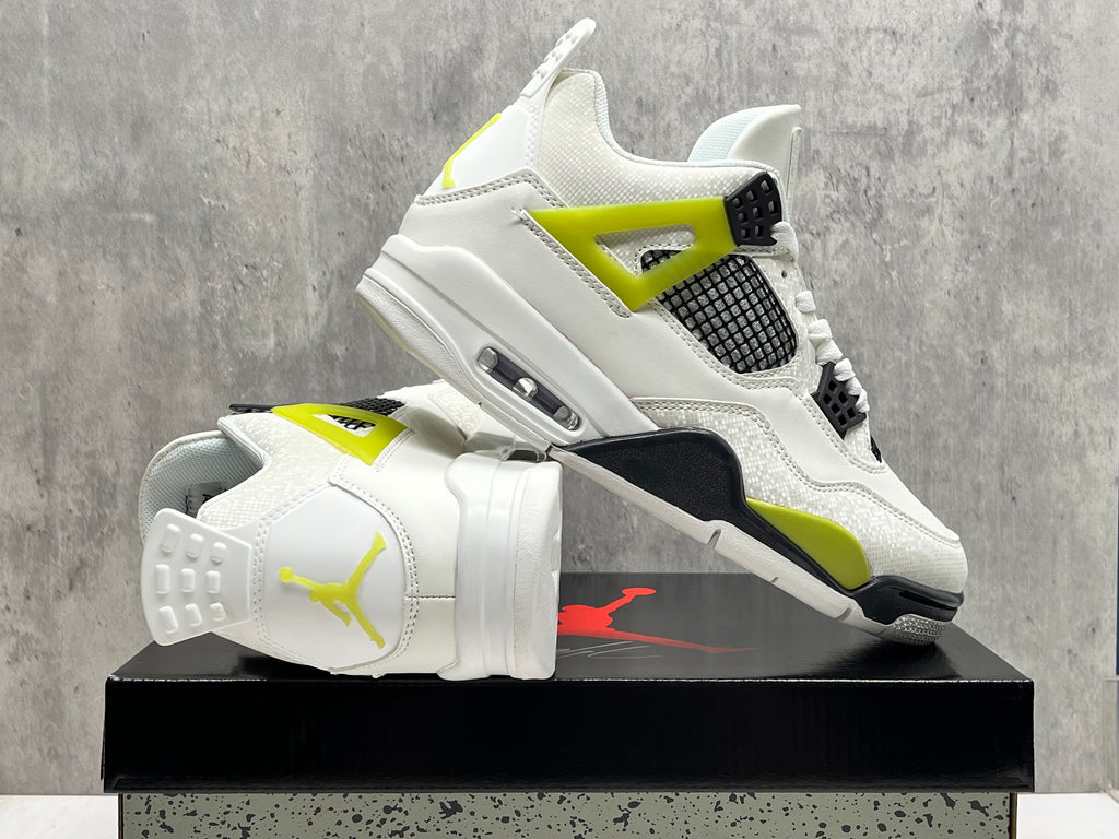 Air Jordan 4 Retro 'Oxidized Green'