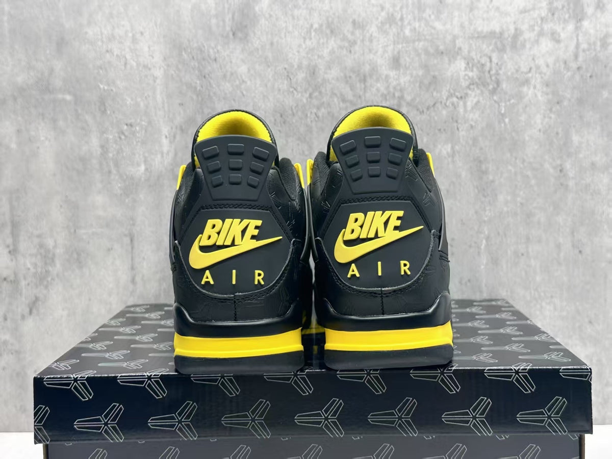 Air Jordan 4 Retro 'Thunder' 2023