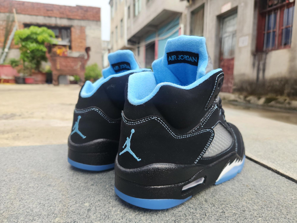 Air Jordan 5 – Black/University Blue