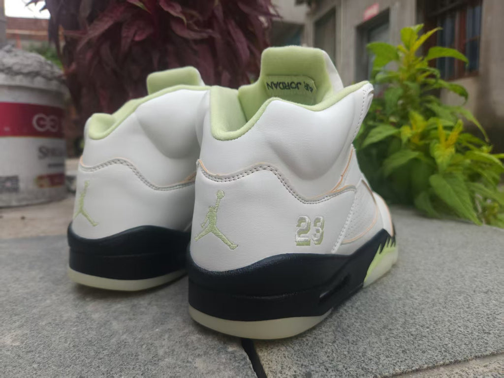 Air Jordan 5 Retro Wmns 'Luminous Green'