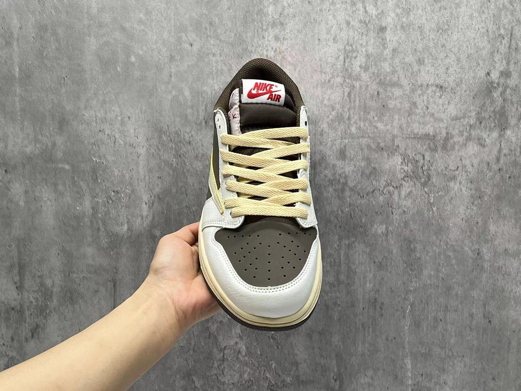 Travis Scott x Air Jordan 1 Low 'Mocha'