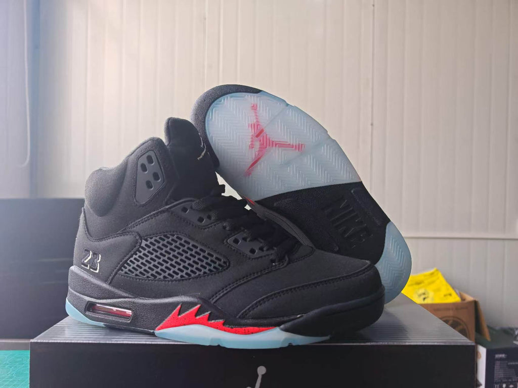 Air Jordan 5 'New Halloween'