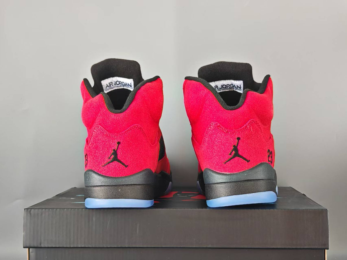 Air Jordan 5 Retro 'Batman Beyond' Black/University Red Translucent Ice (IY4876-001)