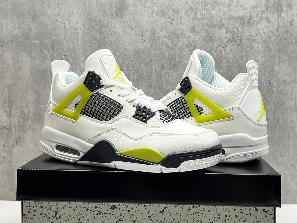 Air Jordan 4 Retro 'Oxidized Green'