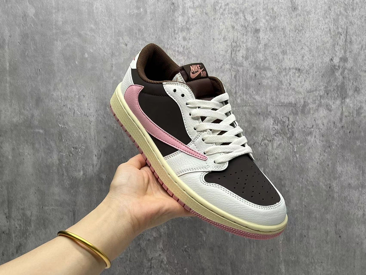 Travis Scott x Air Jordan 1 Low OG 'Mocha' (2019)