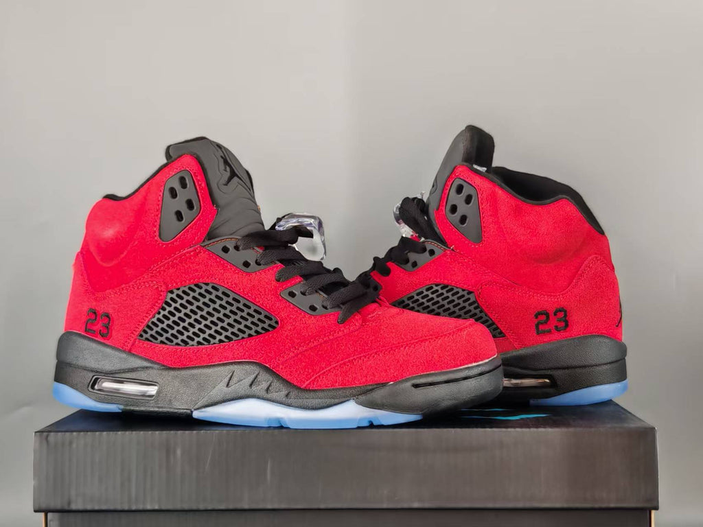 Air Jordan 5 Retro 'Batman Beyond' Black/University Red Translucent Ice (IY4876-001)